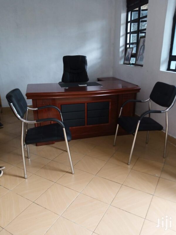 1.6m Executive office desk