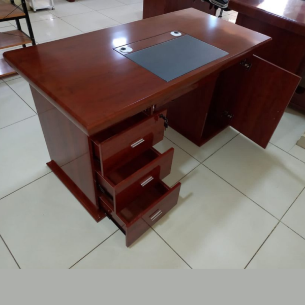 1.4 meters executive office table
