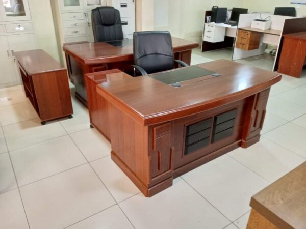 Executive-Table-Desk-Set-DG1011-–-2.0-m-1-1470x1050-1 (1)