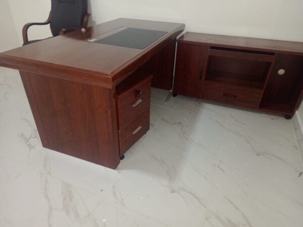 1800mm executive office table