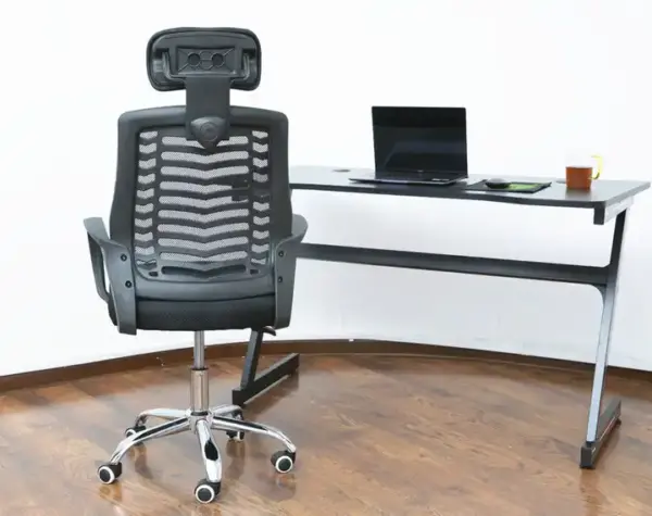 Affordable office furniture supplier supplying fairdeal, odds and ends, furniture palace