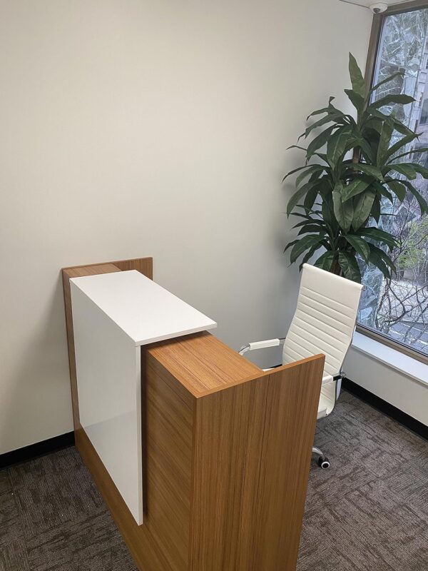 Modern Reception Desk, Multifunctional Modern,Transaction Countertop, Laminate Desktop, Standing Front Table for Office, Home, School, Salon, Spa - Teak and White