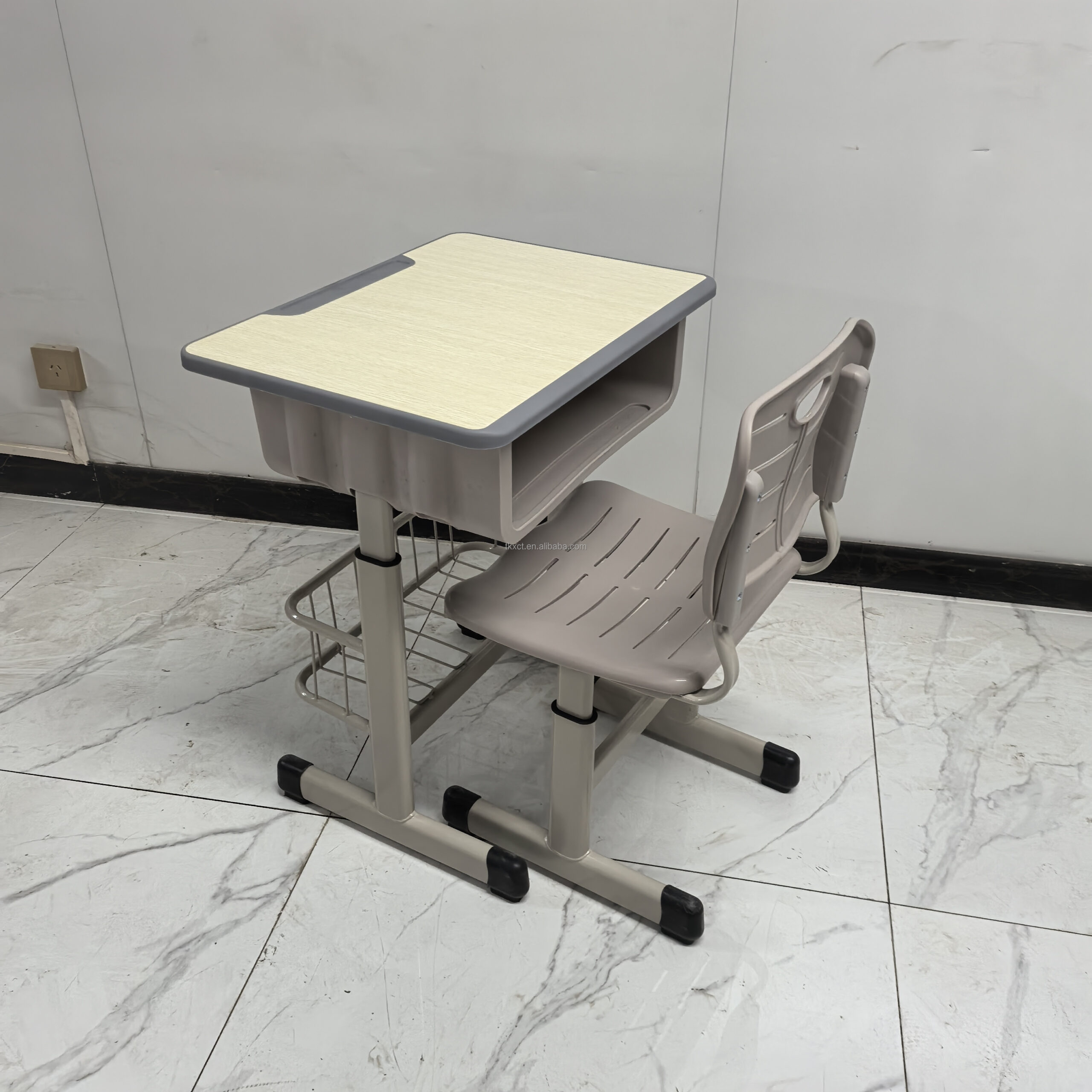 Kid's Desk & Chair Set (Adjustable) - Image 27