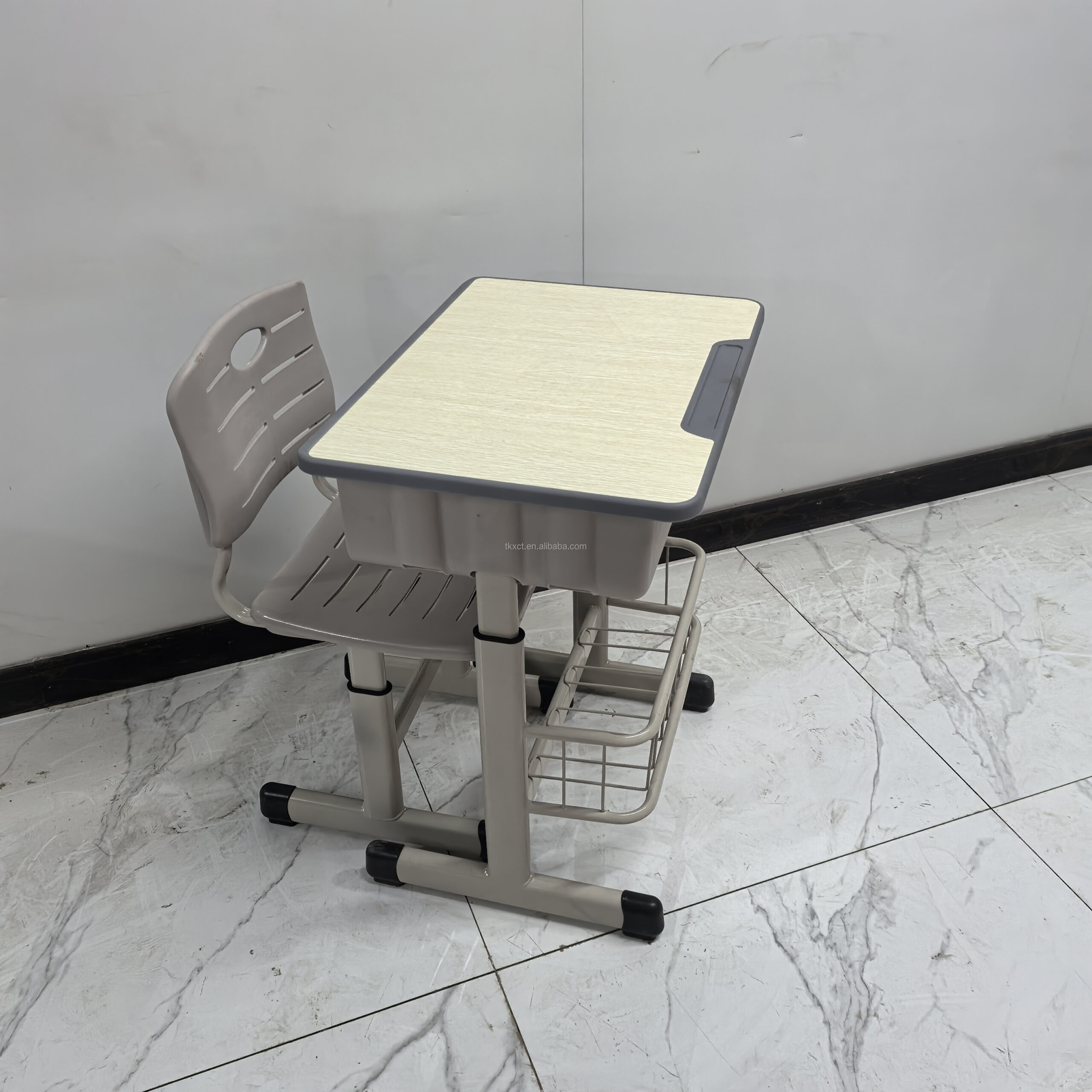 Kid's Desk & Chair Set (Adjustable) - Image 24