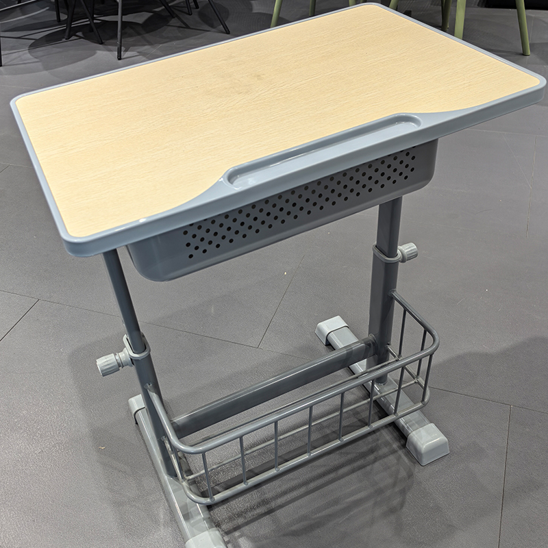 Kid's Desk & Chair Set (Adjustable) - Image 6